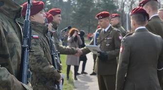 Przysięga wojskowa z wystawą sprzętu przyciągnęła całe rodziny