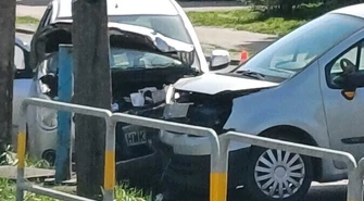 Zderzenie dwóch osobówek na DK12 w Sulejowie