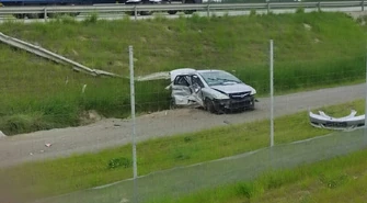 Samochód wypadł z A1. Lądował śmigłowiec LPR