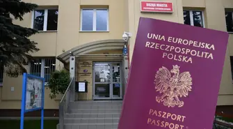 Ile kosztuje i ile czeka się na paszport w Piotrkowie Trybunalskim?