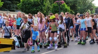 Miłośnicy jazdy na rolkach opanują miasto