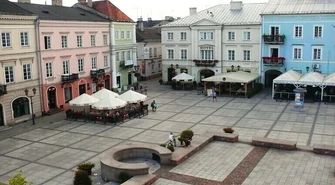 Miasta się wyludniają, a czy zyskują gminy?