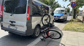 Potrącenie rowerzysty na Młynarskiej. Groźne zdarzenie w Piotrkowie