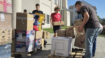 Dary od „Chrobrego” z Piotrkowa dla „Chrobrego” z Kłodzka