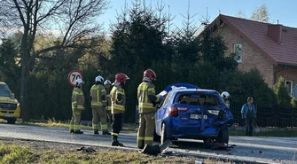 Groźny wypadek na DK91 w Ignacowie. Dwie osoby zostały ranne. Droga jest zablokowana. Policja wyznaczyła objazdy