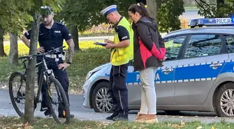 Potrącił rowerzystę i odjechał. Policja szuka sprawcy