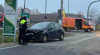 Zderzenie dwóch samochodów na DK12 w miejscowości Kafar