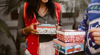 Bluzy dla par: modny sposób na wyrażenie miłości I wspólnych pasji