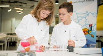 Współczesna edukacja: 10 rekomendacji na bazie analiz trendów &#8211; zobacz je wszystkie [raport]