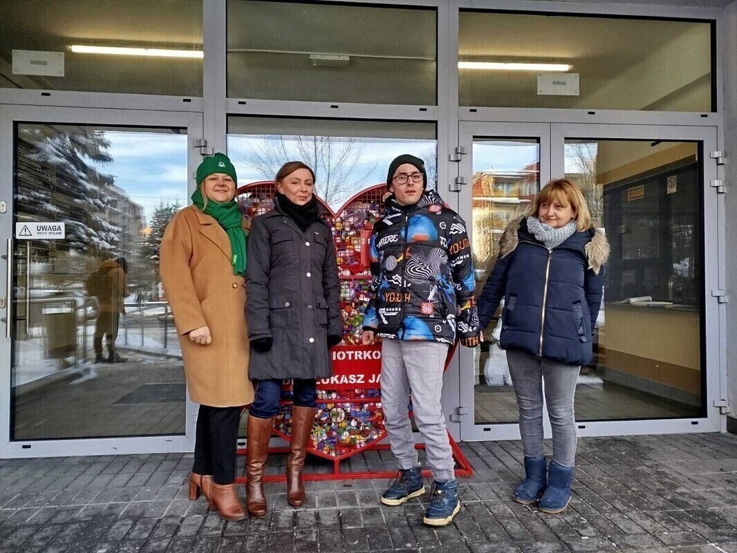 Rekordowa zbiórka nakrętek dla Patryka