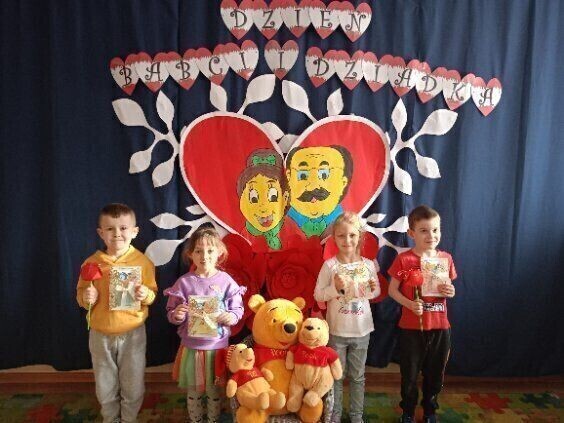 Dzień babci w przedszkolu Kubuś Puchatek w Piotrkowie