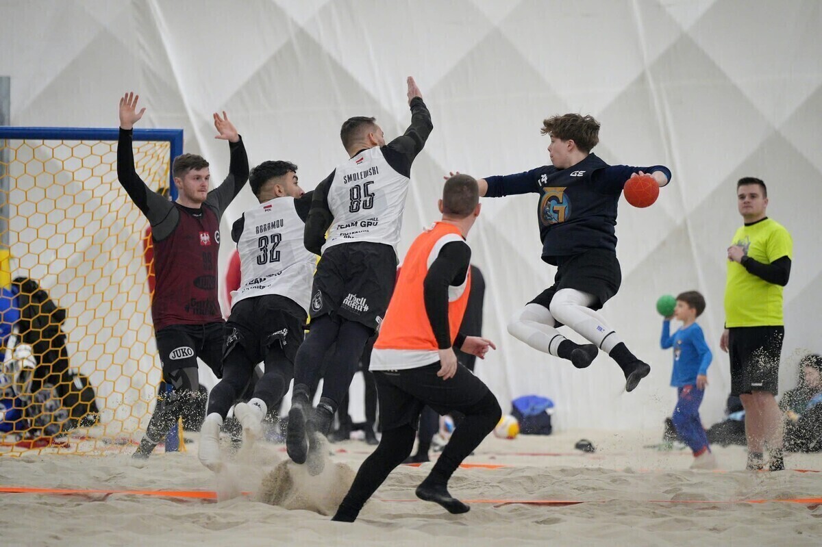 Sukces piłkarzy ręcznych BHT GRU JUKO w Pradze