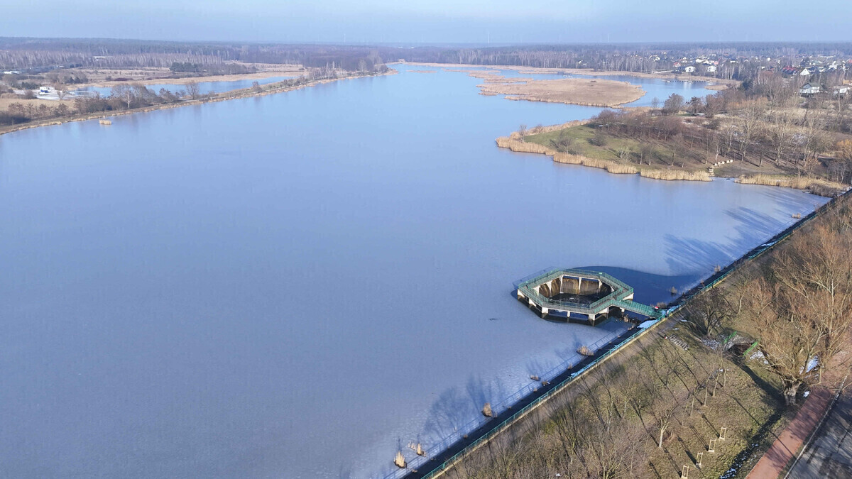 Zmiany nad Jeziorem Bugaj coraz bliżej