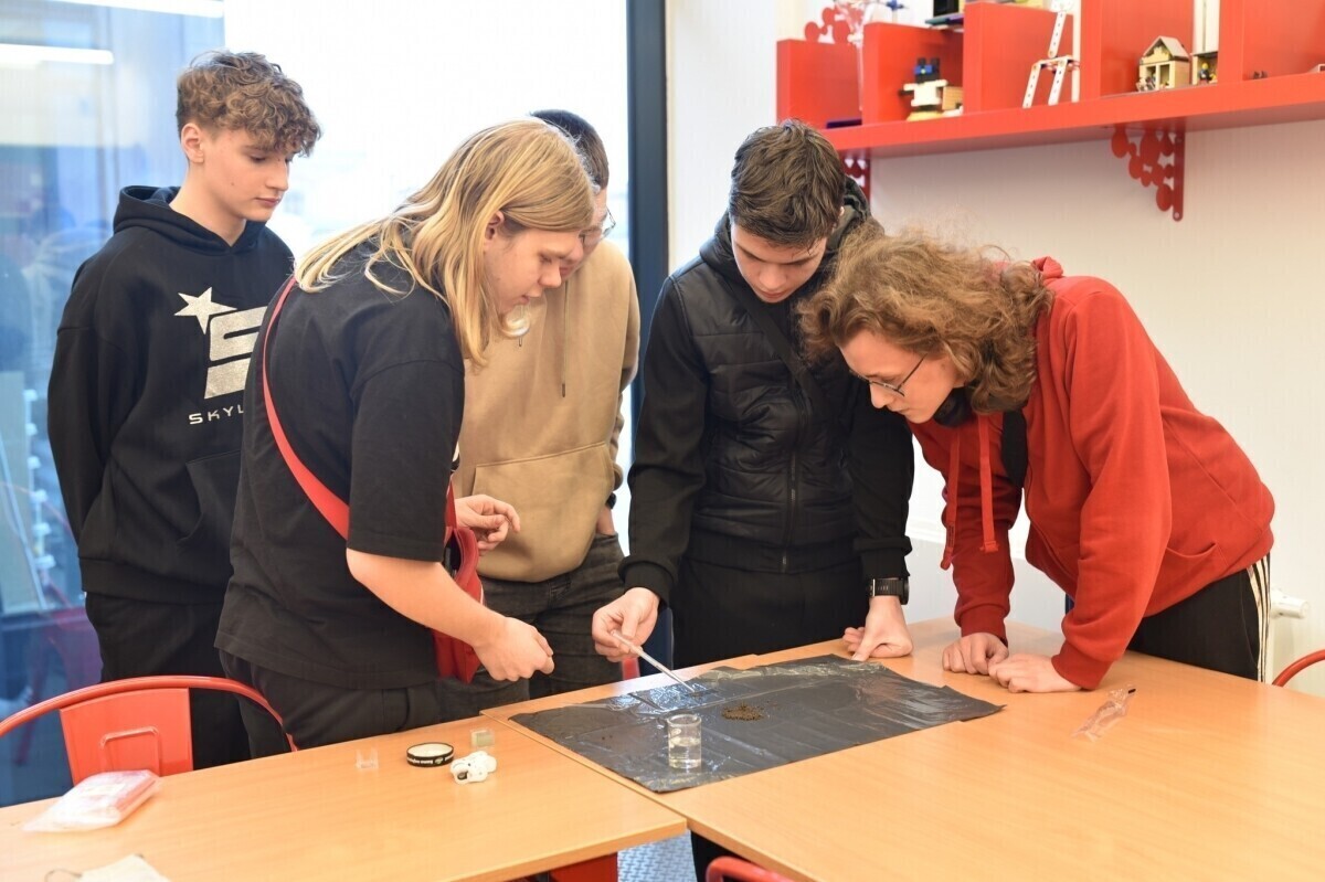 Młodzi piotrkowianie w finale konkursu z projektem Piotrkowskie gleby w obliczu zmian