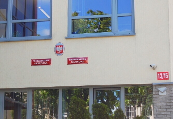 Piotrków. Areszt dla czterech paserów