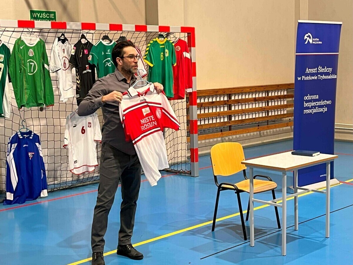 Wizyta Patryka Rachwała w piotrkowskim areszcie