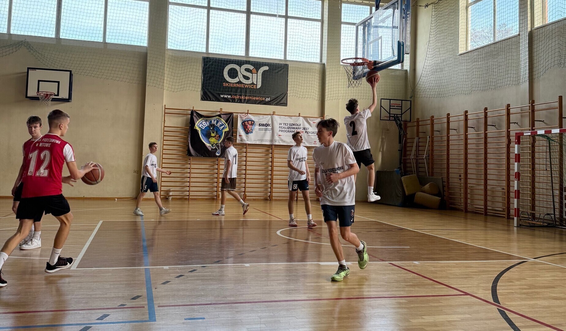 Szkoła Podstawowa w Witowie Kolonii mistrzem województwa w koszykówce chłopców