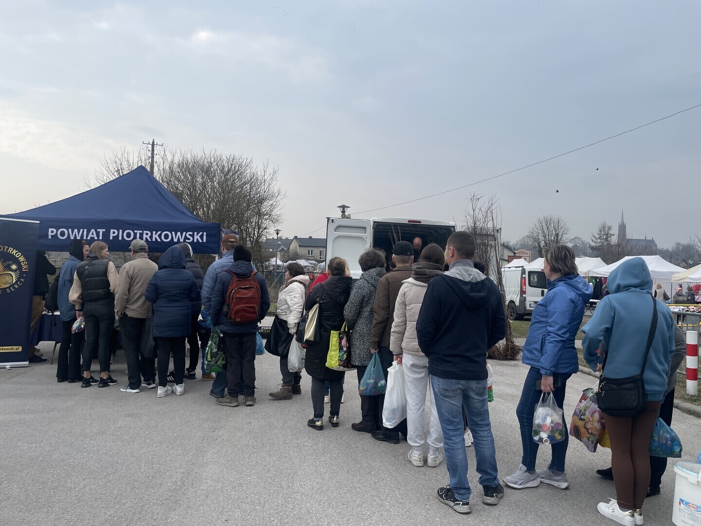 Sadzonki za nakrętki odbierali mieszkańcy gminy Sulejów