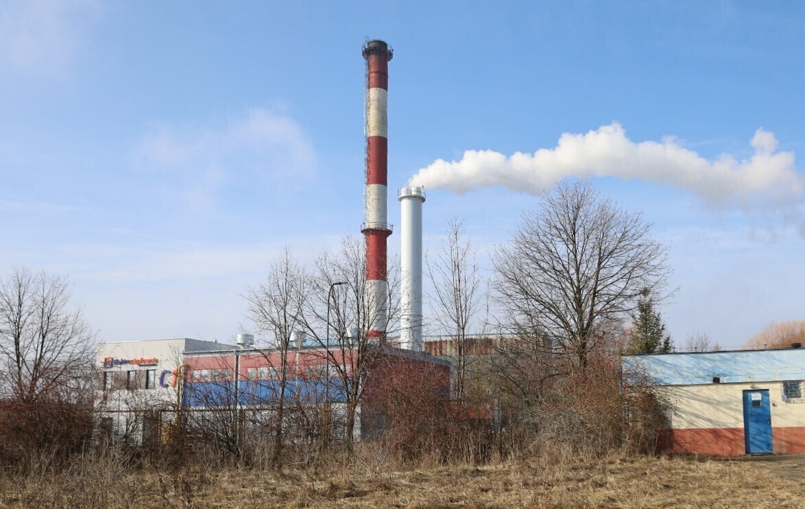 Komin przy Orlej w Piotrkowie zostanie wyburzony najpóźniej do 2026r.