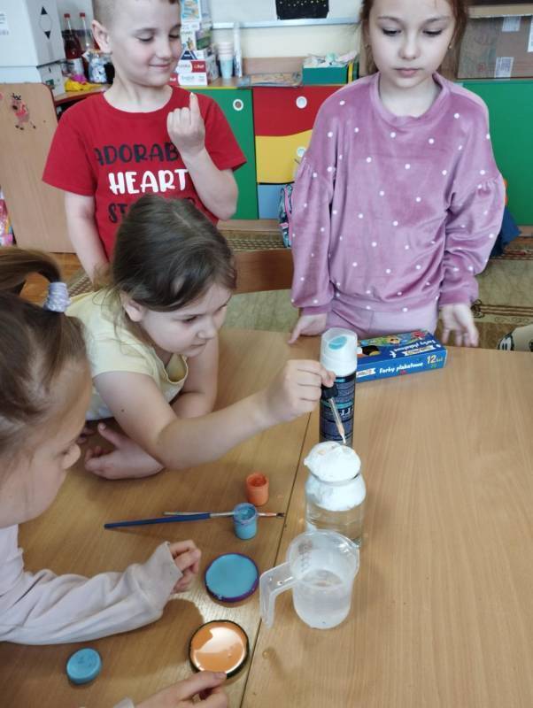 Uczniowie z Krzemieniewic mają Polskę w jednym paluszku