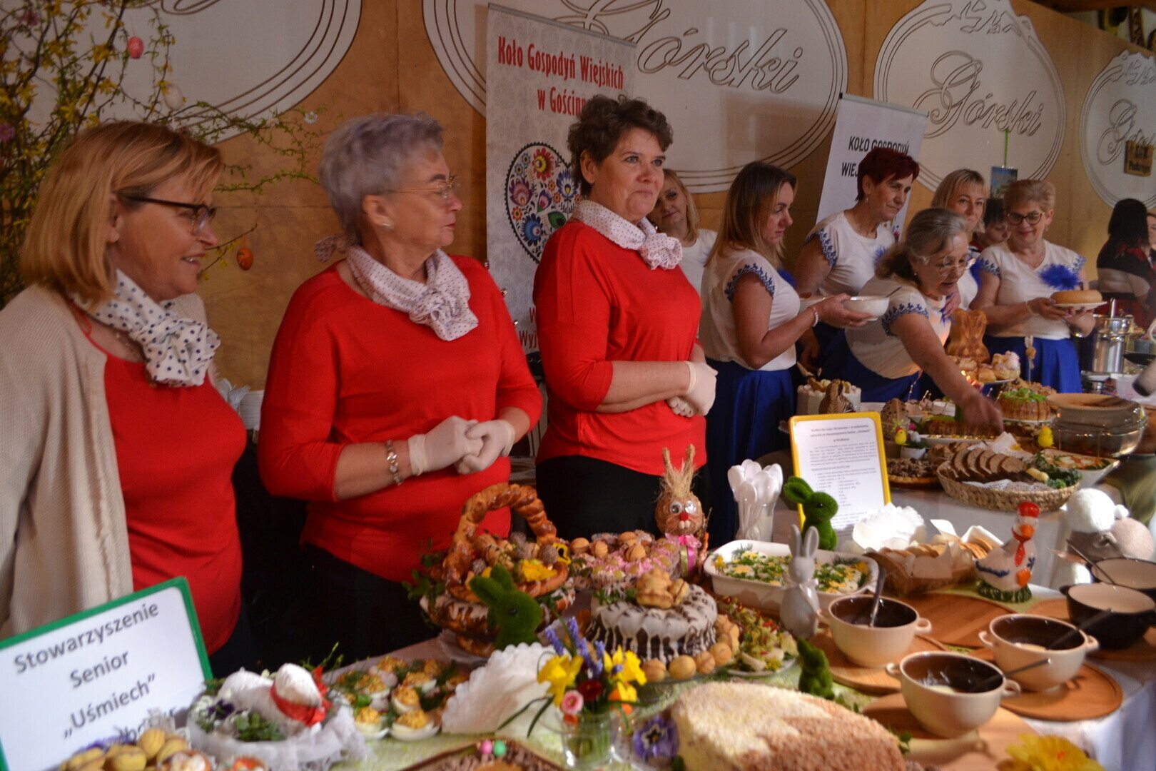 W Proszeniu odbył się Jarmark Wielkanocny. To już III edycja tego wydarzenia. Kulinarny konkurs Smaki Ziemi Piotrkowskiej wygrała kaczka z KGW w Goleszach Dużych