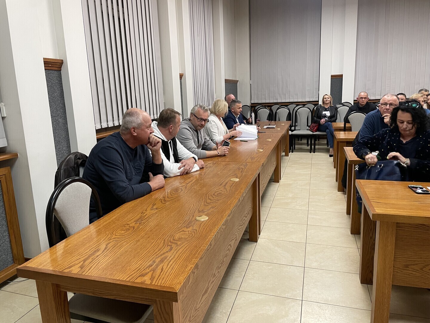 Będzie chodnik na Świerczowskiej ale miasto musi przejąć grunty od mieszkańców