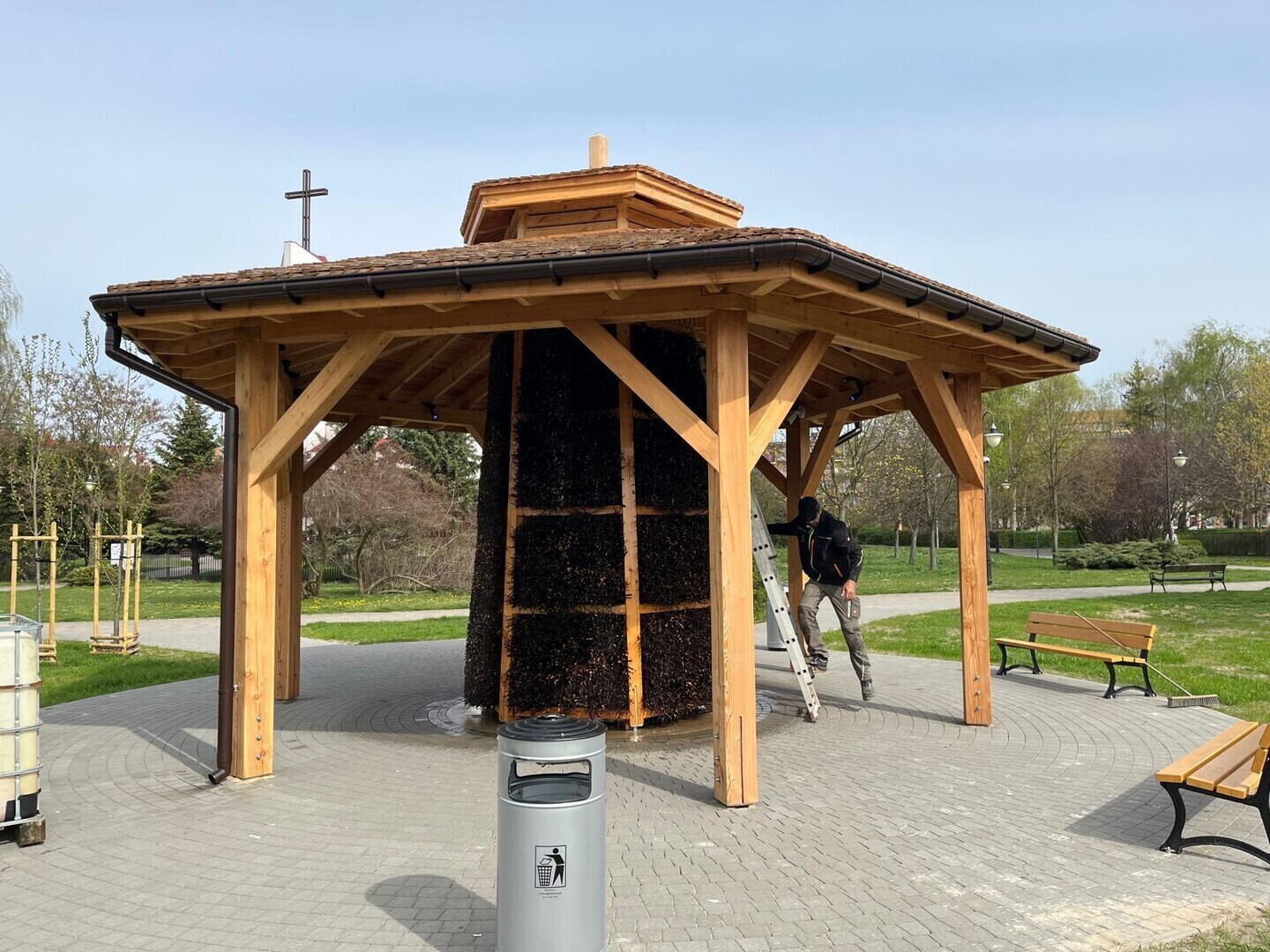 Inhalacje pod chmurką. Nowa tężnia solankowa otwarta przy Belzackiej