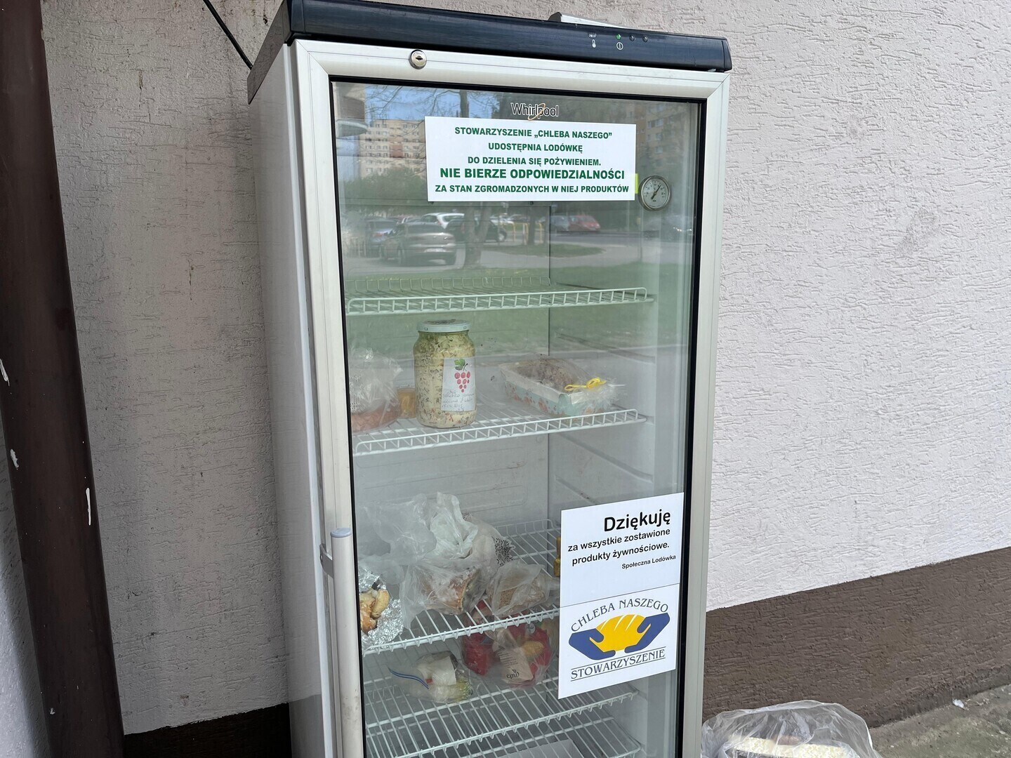 Czy społeczna lodówka w Piotrkowie jest przydatna