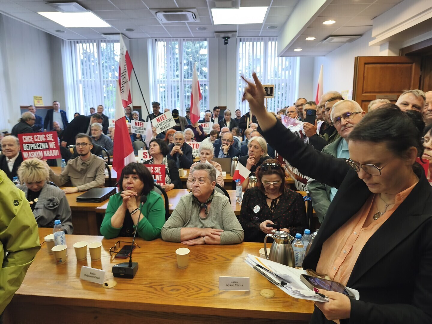 Kompromitacja piotrkowskich radnych na oczach całej Polski