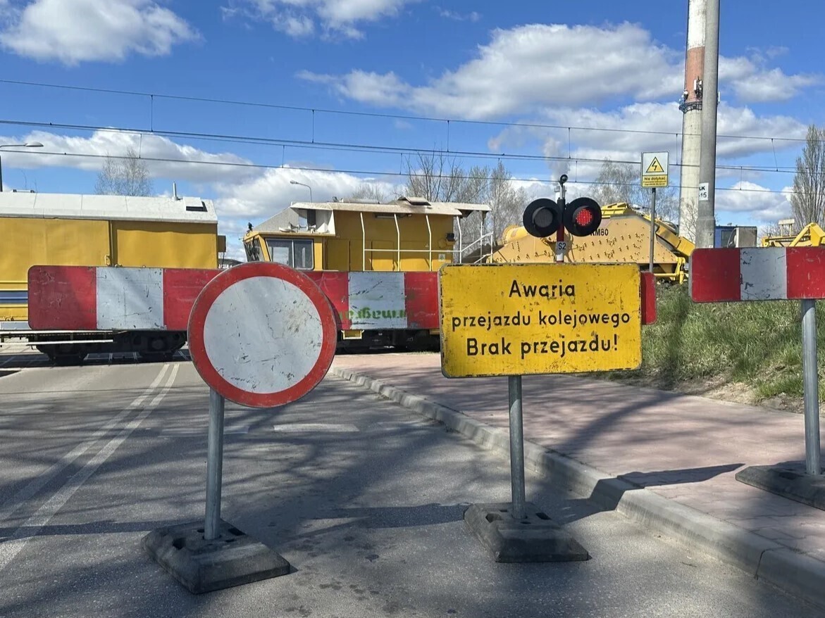 Utrudnienia dla kierowców w Piotrkowie. Zamknięcie przejazdu na ulicy Rolniczej
