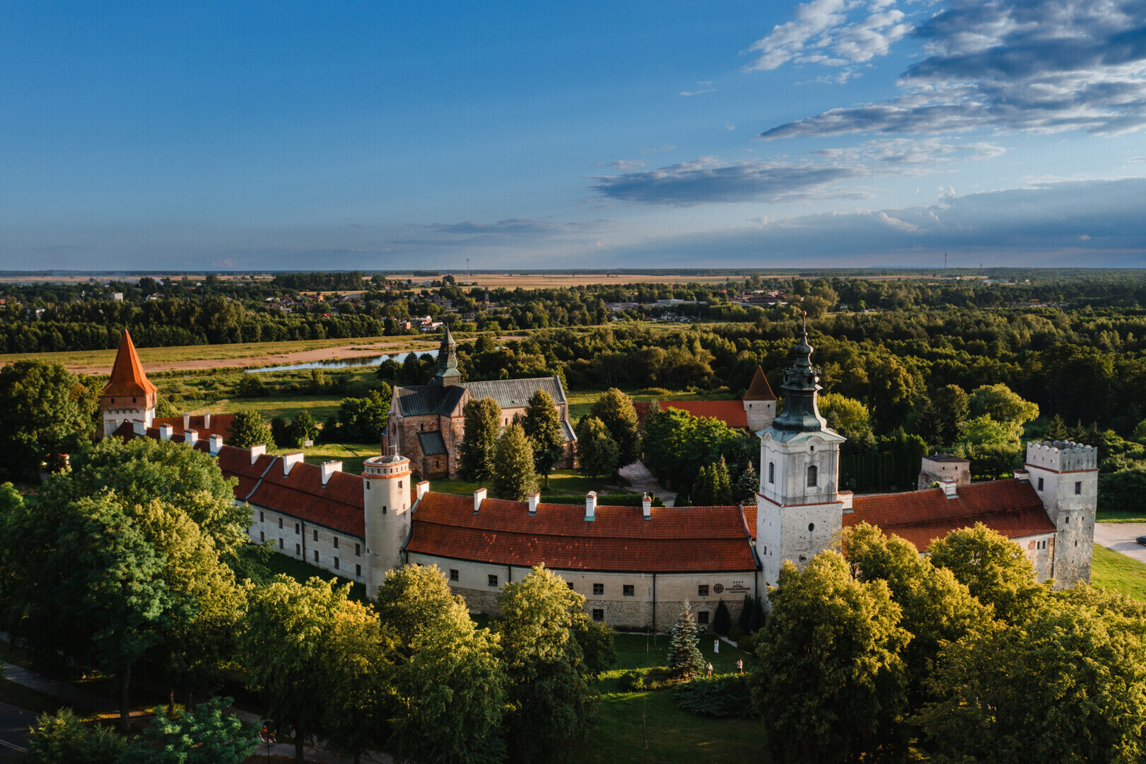 Dni Funduszy Europejskich i koncert Stachurskyego w Hotelu Podklasztorze