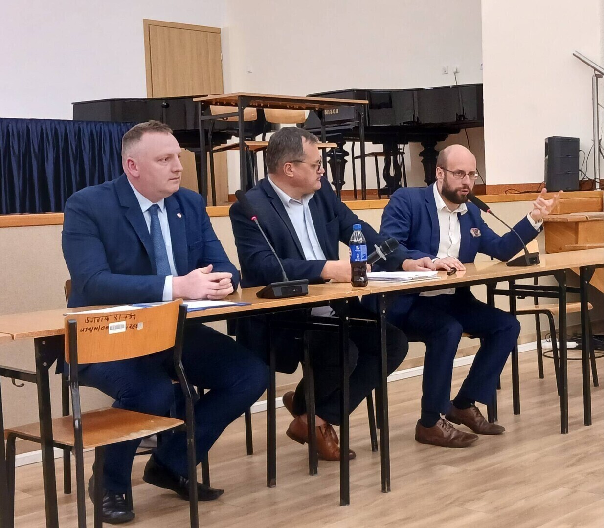 Historia i rola pieniądza. Gotówka czy karta Panel UTW w Piotrkowie