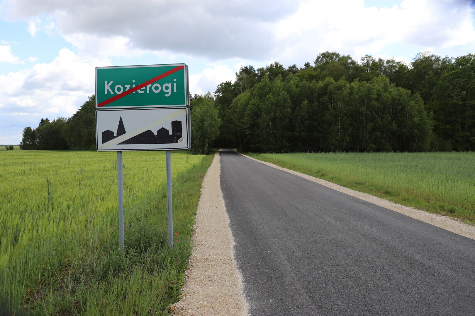 Kolejna wyremontowana droga w gminie Wola Krzysztoporska