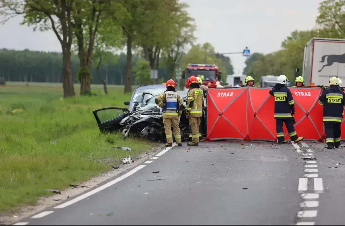 Prokuratura prowadzi śledztwo w sprawie śmiertelnego wypadku w gminie Mniszków w powiecie opoczyńskim