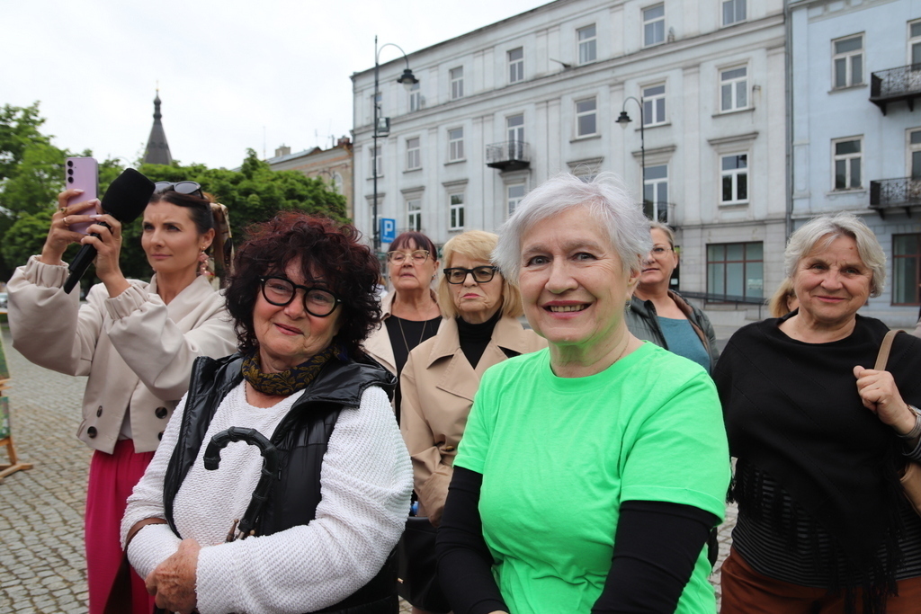 Prezentacja artystycznego dorobku uczestników warsztatów z OEA MOK