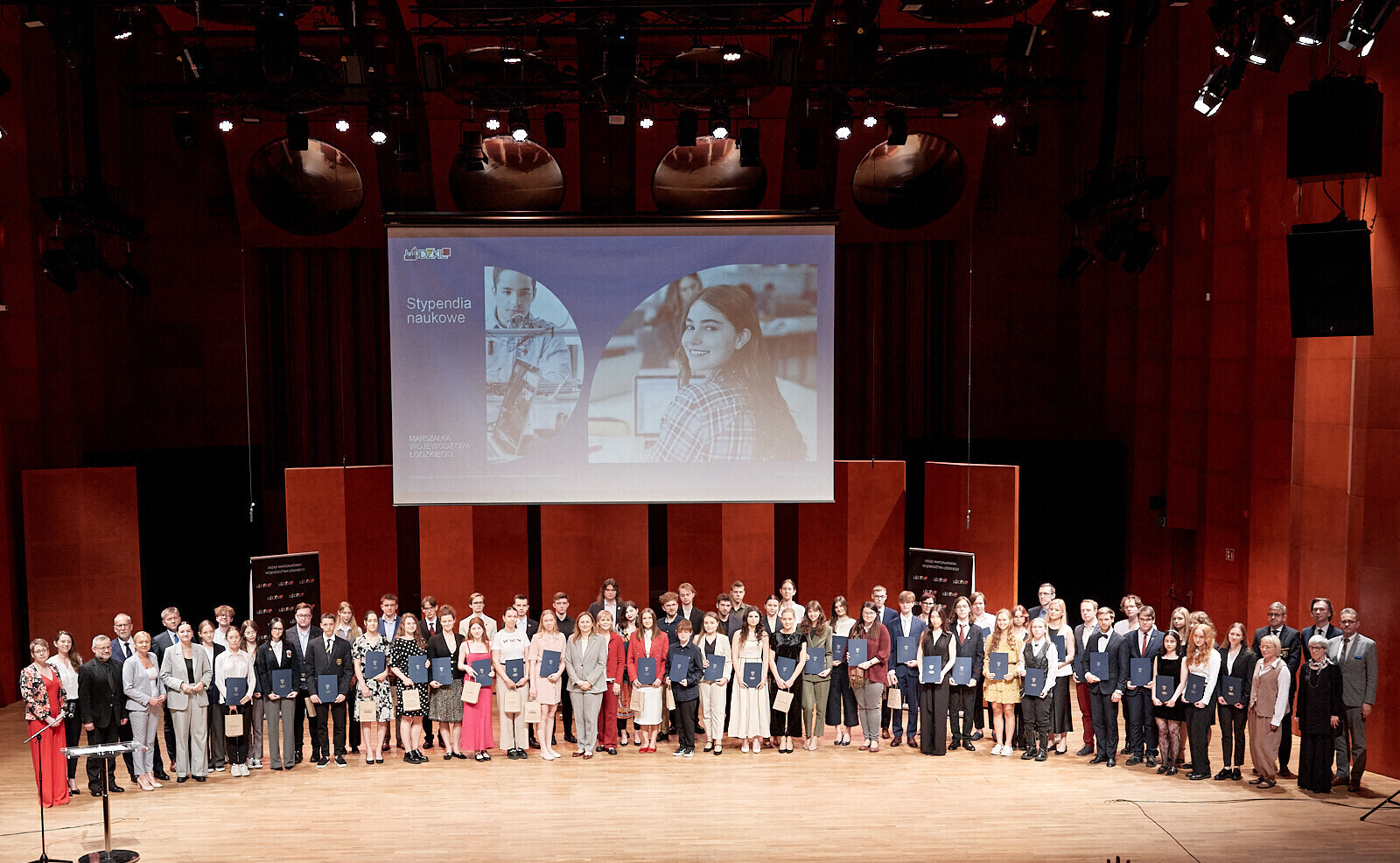 Stypendium Marszałka Województwa Łódzkiego przyznano 70 młodym talentom w tym dla uczniów i studentów z Piotrkowa