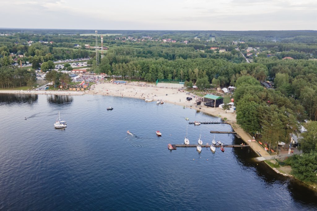 Kąpiele plaża i inne atrakcje czyli gdzie wypoczywać nad wodą w Łódzkiem