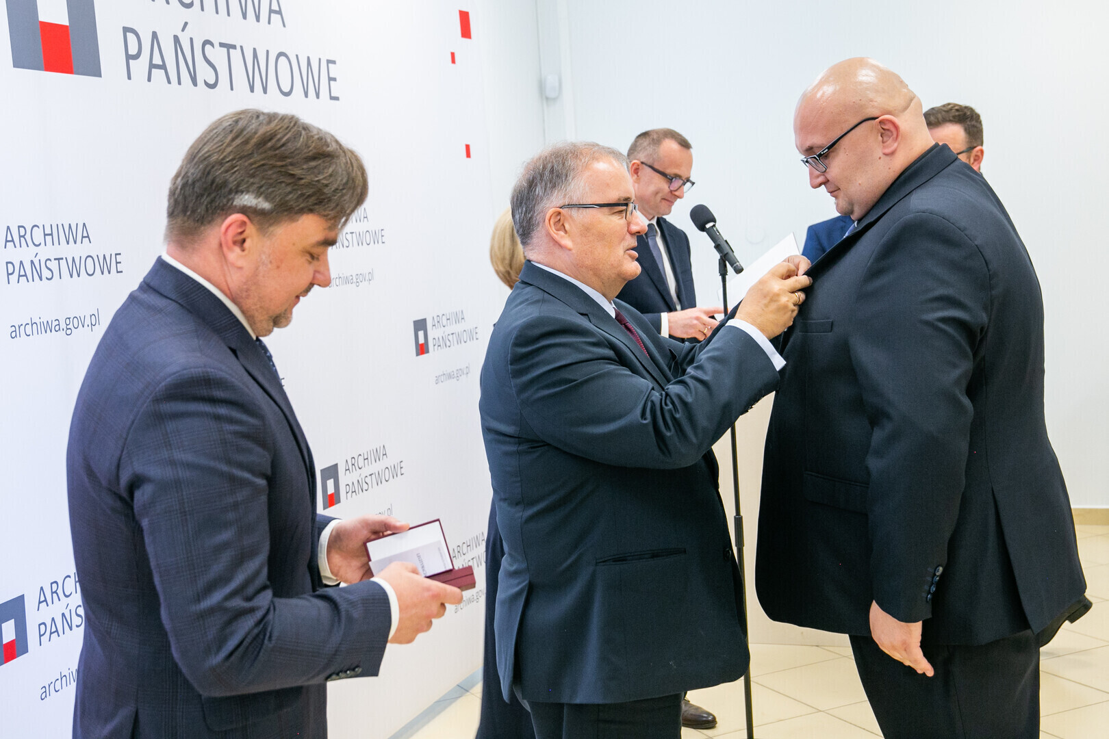 Maciej Hubka z piotrkowskiego Archiwum odznaczony medalem nadanym przez Prezydenta Rzeczypospolitej Polskiej