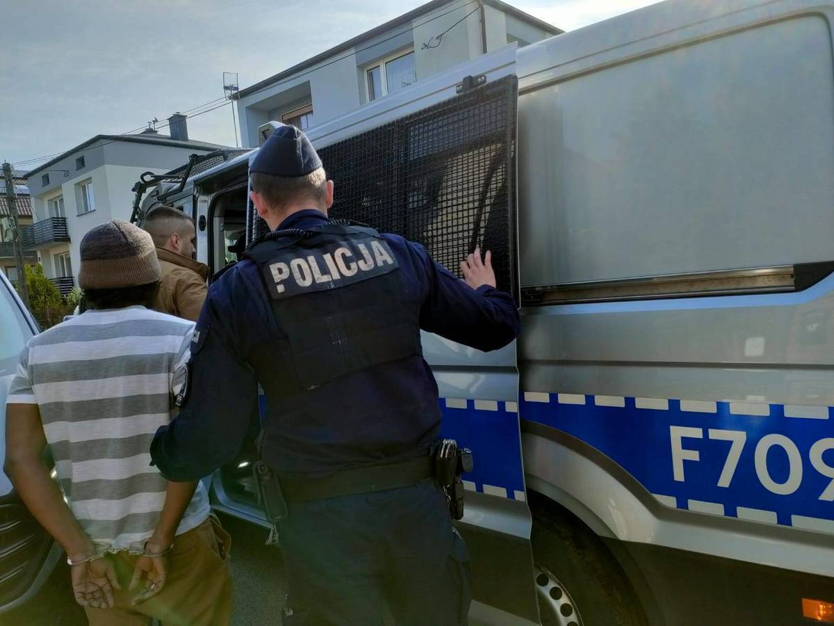 Akcja policji i straży granicznej. Zatrzymano poszukiwanych przestępców także w Piotrkowie