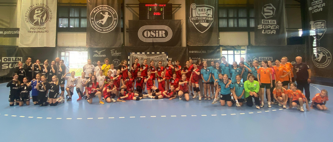 Piotrkowianin Cup. Drugie i czwarte miejsce dziewcząt z Piotrkowa