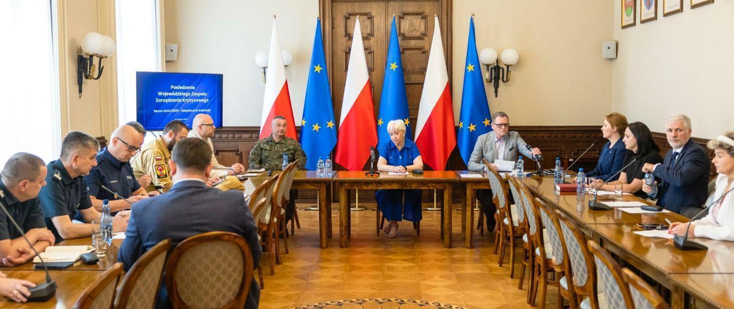 Służby gotowe na sezon letni - zapowiada Łódzki Urząd Wojewódzki