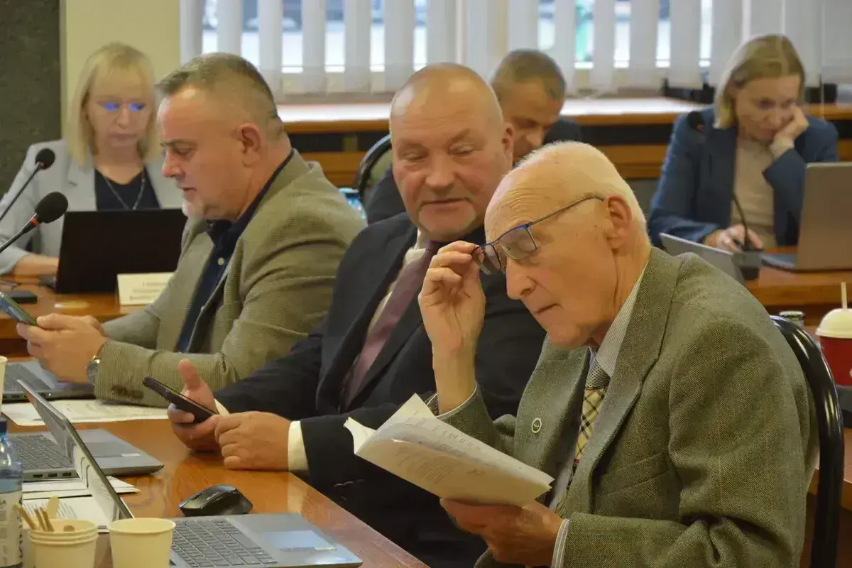 PPS wrócił do Rady Miasta Piotrkowa. Nie są to jednak członkowie Polskiej Partii Socjalistycznej