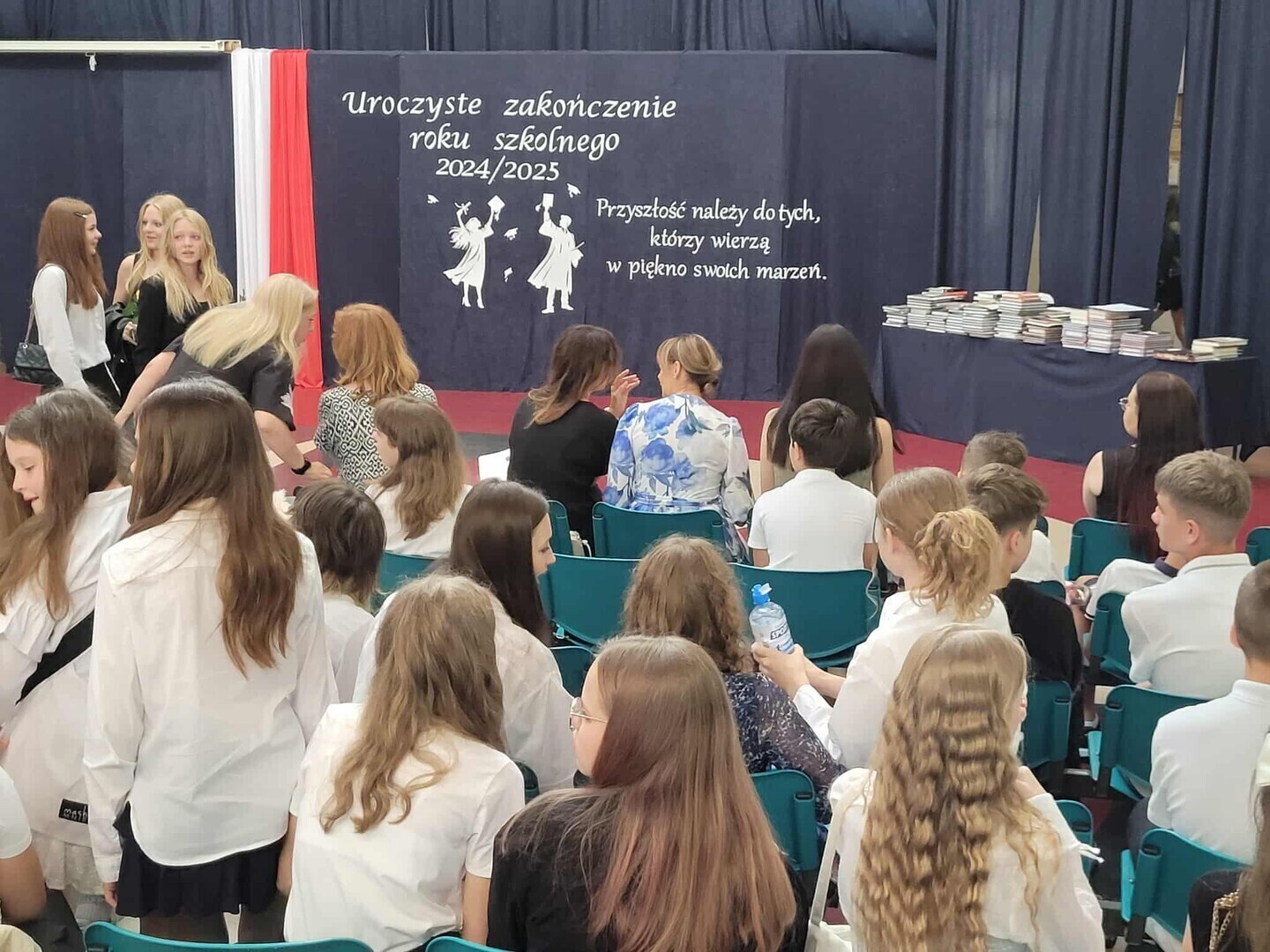 Rok szkolny 20242025 zakończony. Pora na wakacje