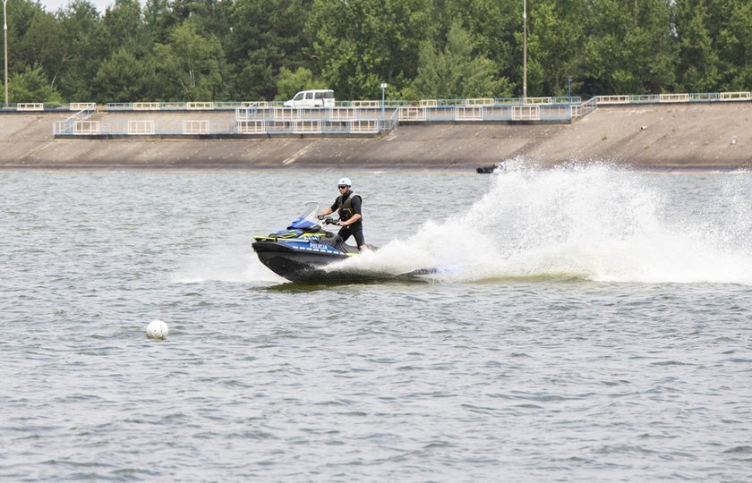 Komendant wojewódzki policji zainaugurował sezon na wakacyjne bezpieczeństwo nad wodą