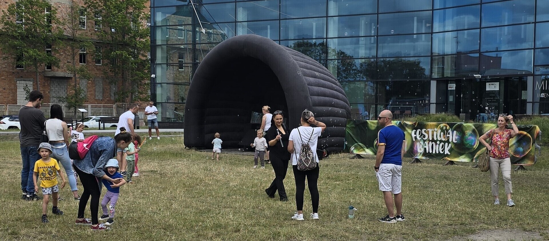 Festiwal Baniek i Bitwa Kolorów w Piotrkowie. Atrakcje dla młodszych i starszych