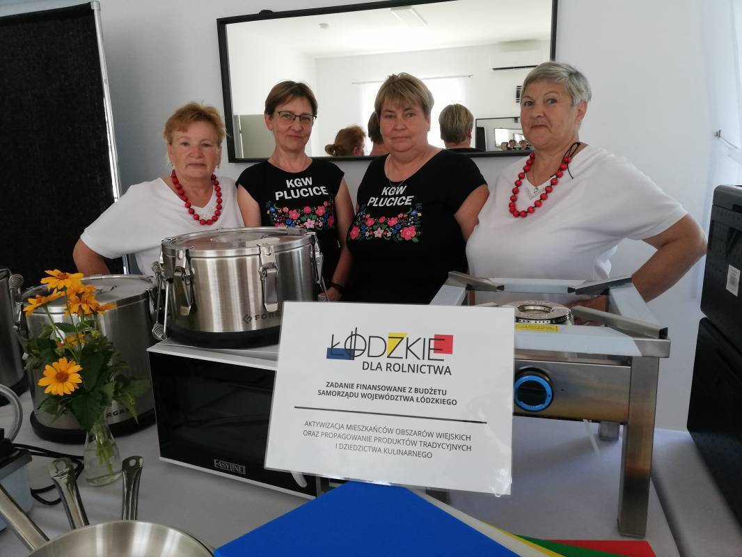 Kolejny etap realizacji zadania pt. Aktywizacja mieszkańców obszarów wiejskich oraz propagowanie produktów tradycyjnych i dziedzictwa kulinarnego przez Koło Gospodyń Wiejskich w Plucicach