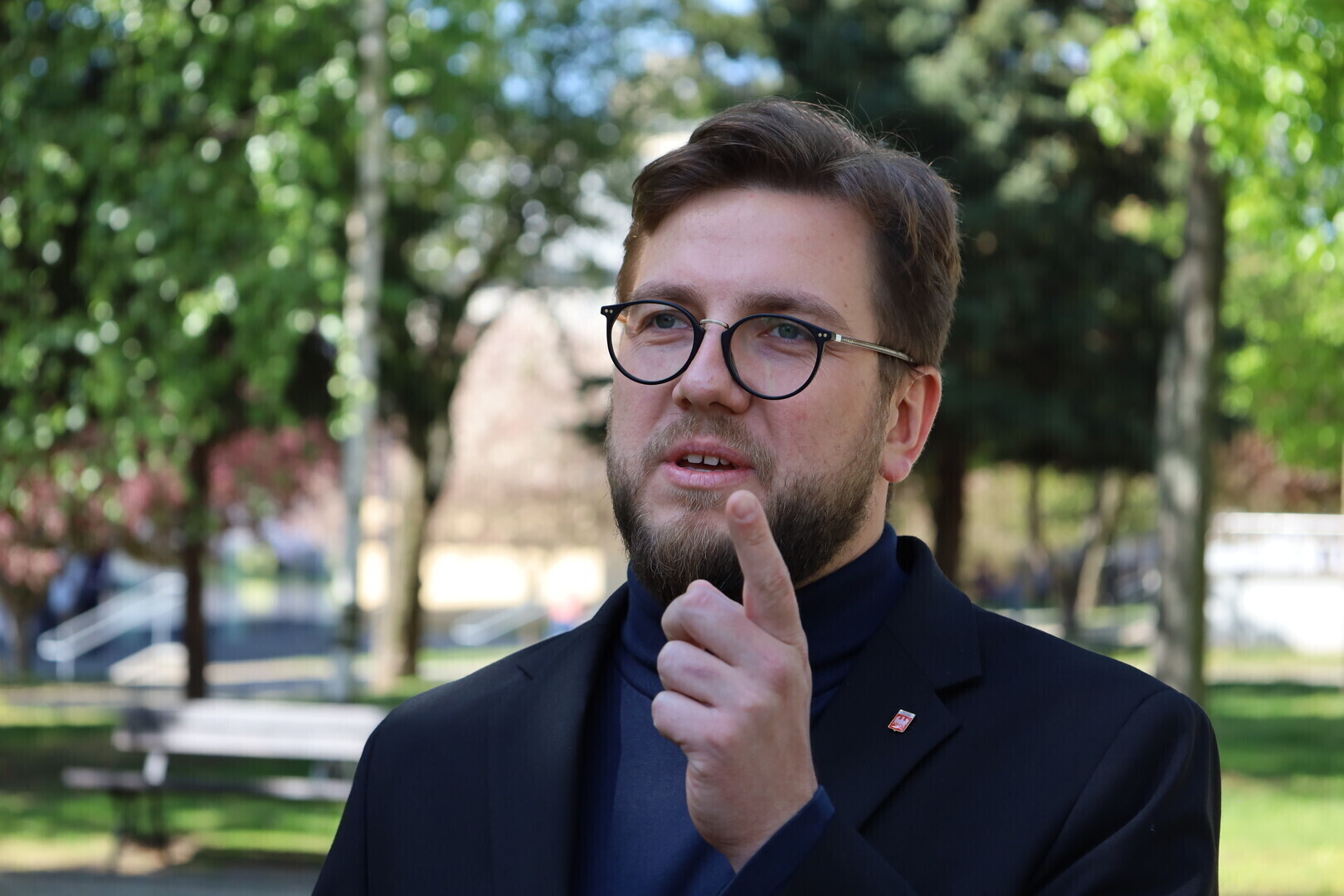 Stanowisko Juliusza Wiernickiego w sprawie działalności Straży Narodowej w Piotrkowie oraz dezinformacji dotyczącej imigracji