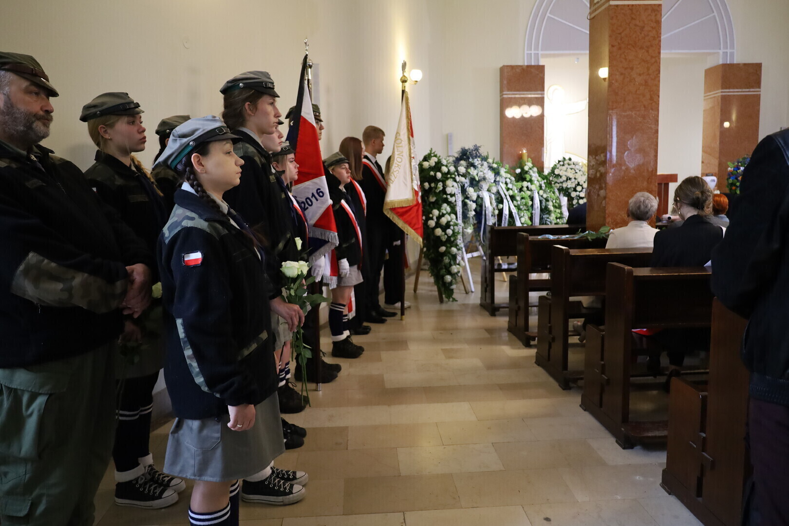 Setki osób pożegnały Patryka Wysmyka podczas pogrzebu zbierano datki na Fundację Gajusz