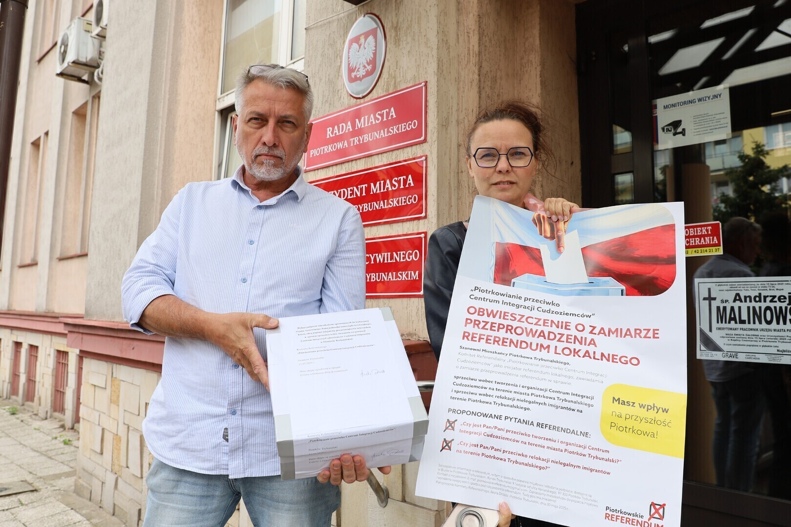 Pierwsza transza podpisów pod referendum w sprawie CIC złożona