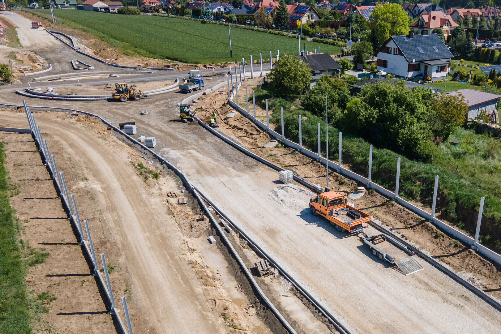 Wakacyjne modernizacje dróg w Łódzkiem. Sprawdź gdzie spotkamy drogowców
